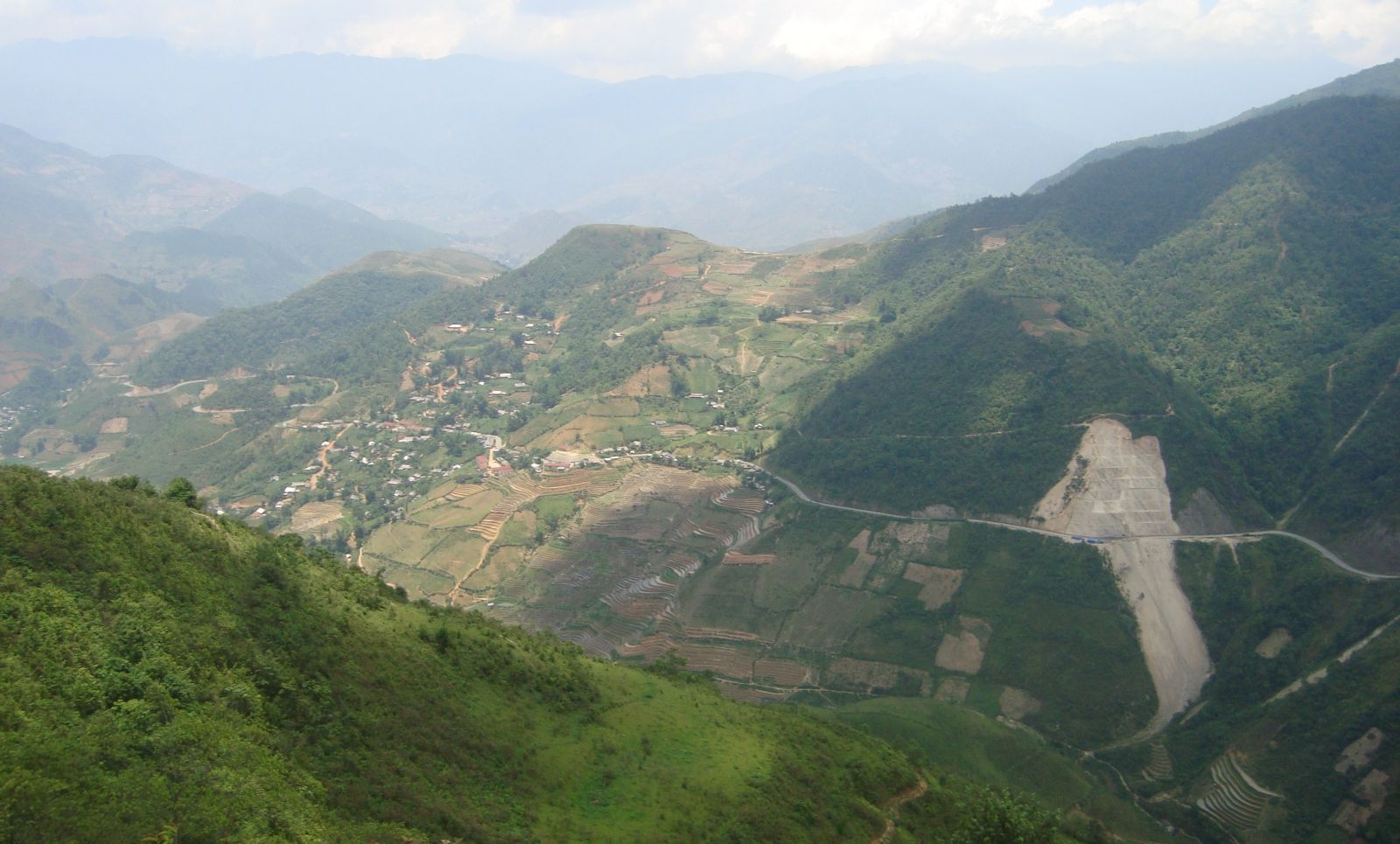The Khau Pha mountain pass